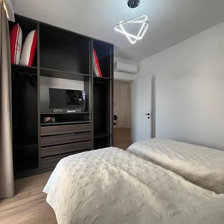 3m Luxury Appartement Golem (Tirana)